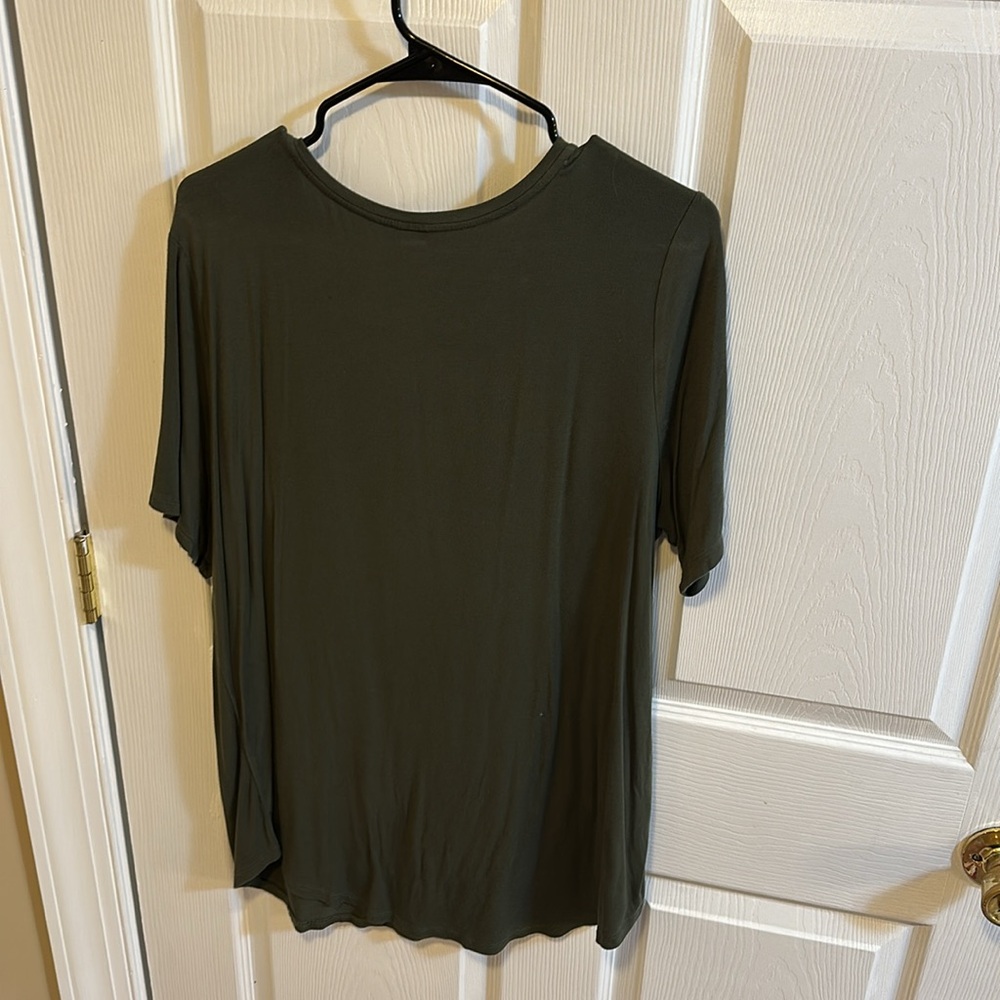 Super Soft Tee - Picture 2 of 2